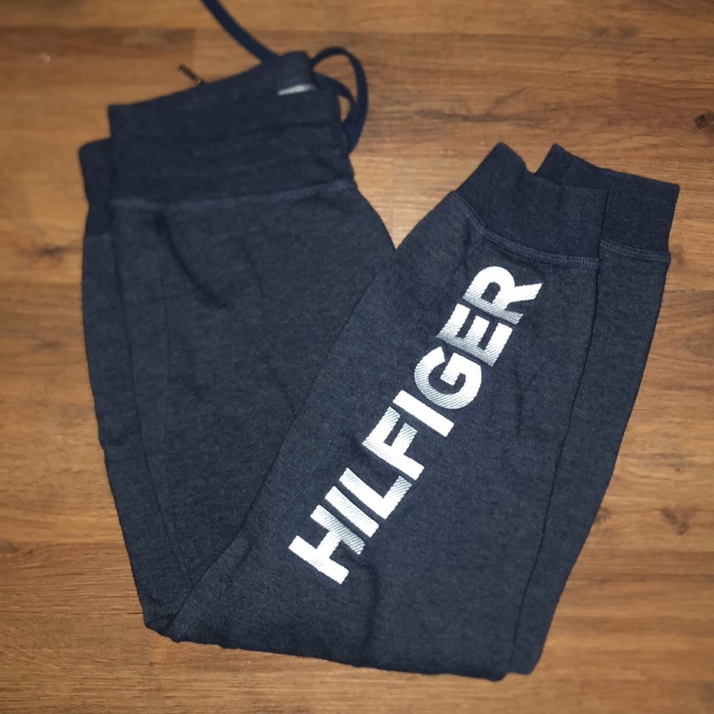 Tommy Hilfiger joggers